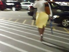 Кеңири сандын, убактысы жеткен плотные жашыл юбка..